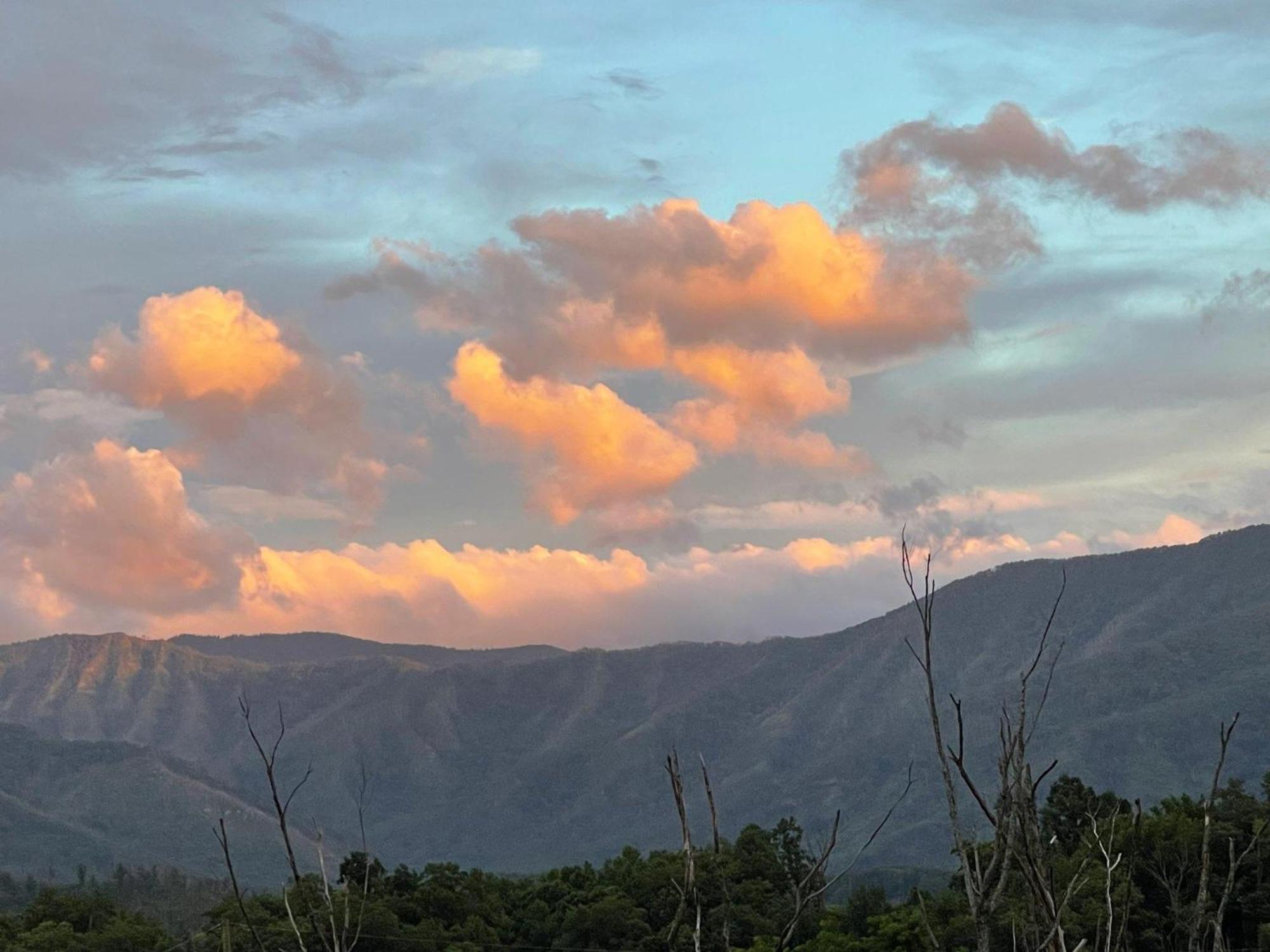 A Amazing Views By Eden Crest Chalet Gatlinburg